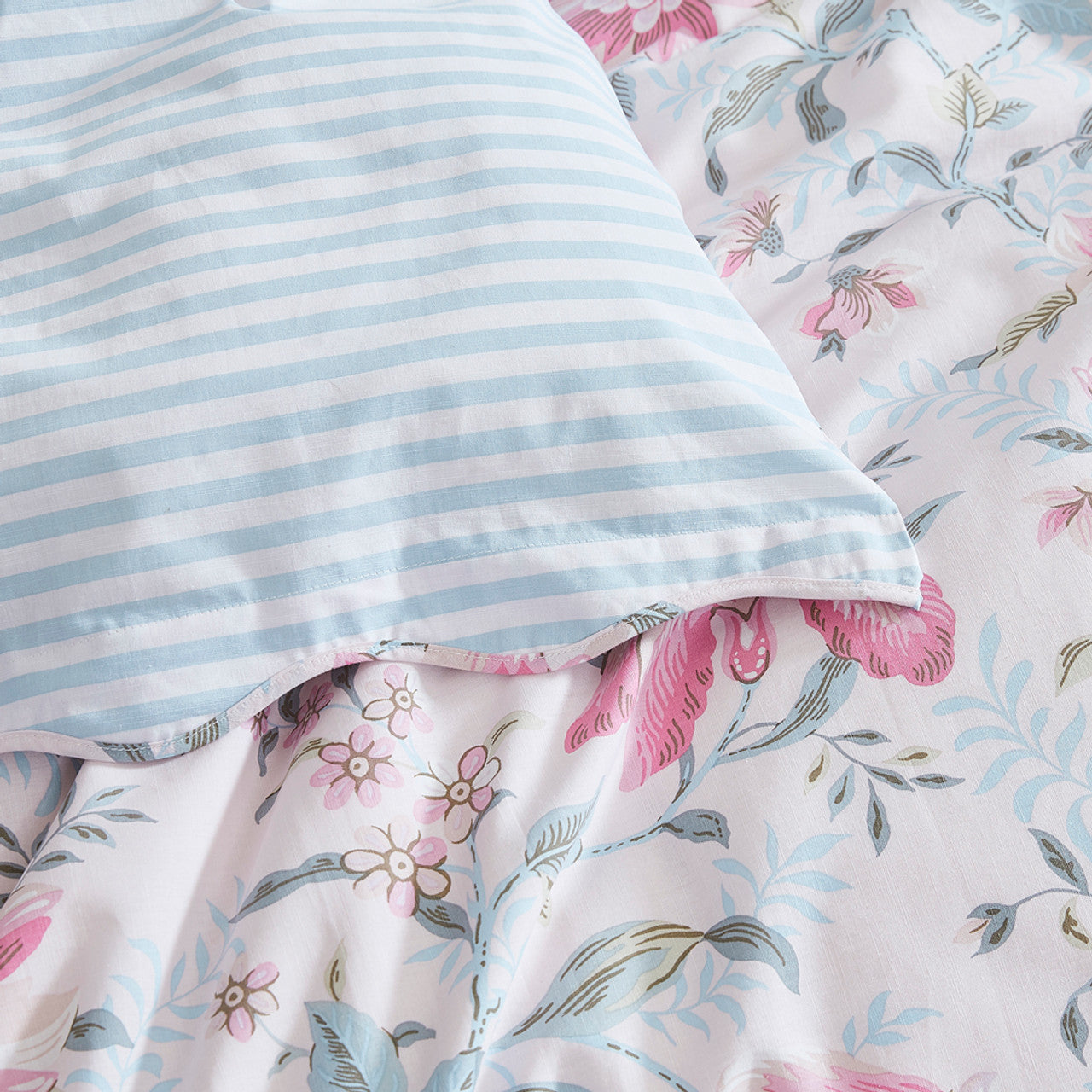 Edita's Garden Blush Quilt Cover Set by Laura Ashley