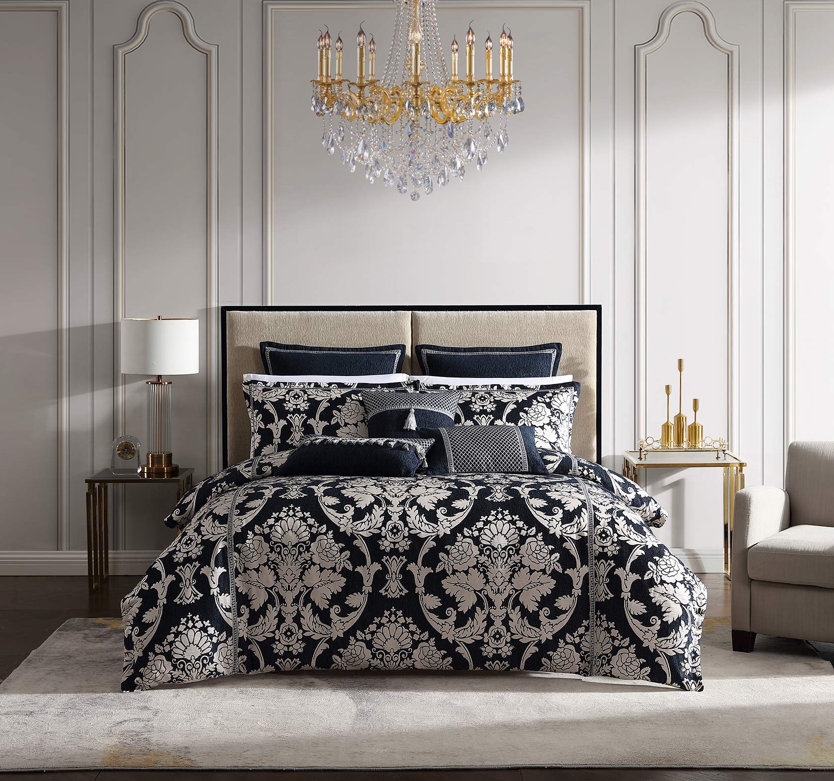 Coronet Ink Quilt Cover Set by Davinci