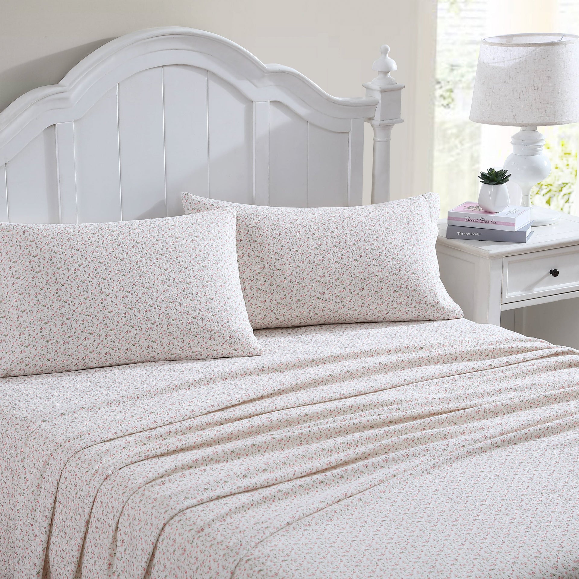 Evie Flannelette Sheet Set by Laura Ashley