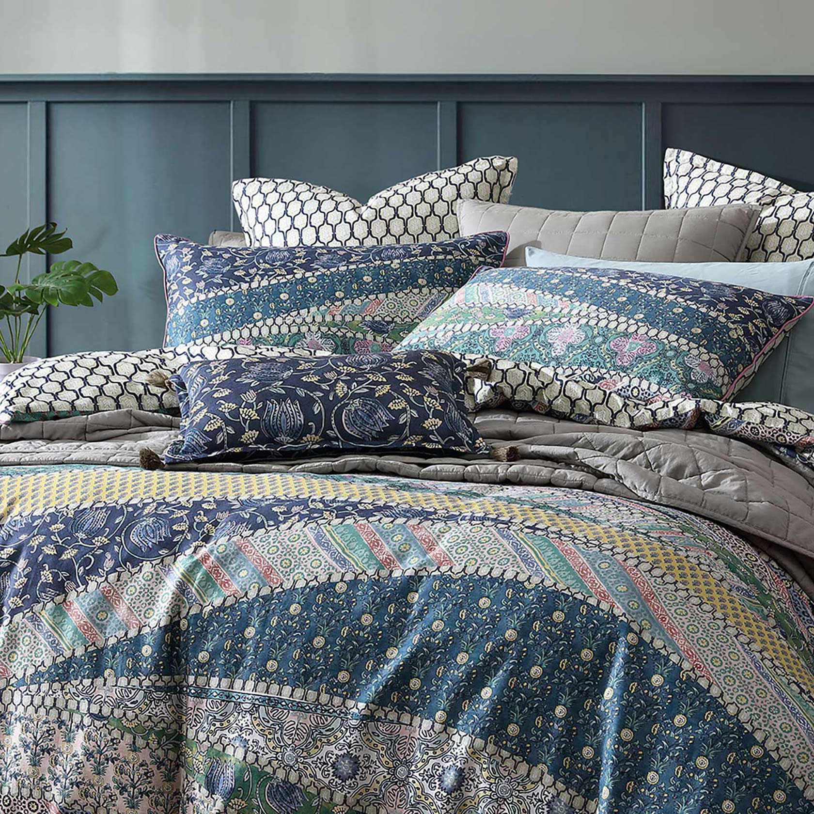 Rumi Quilt Cover Set by Logan and Mason