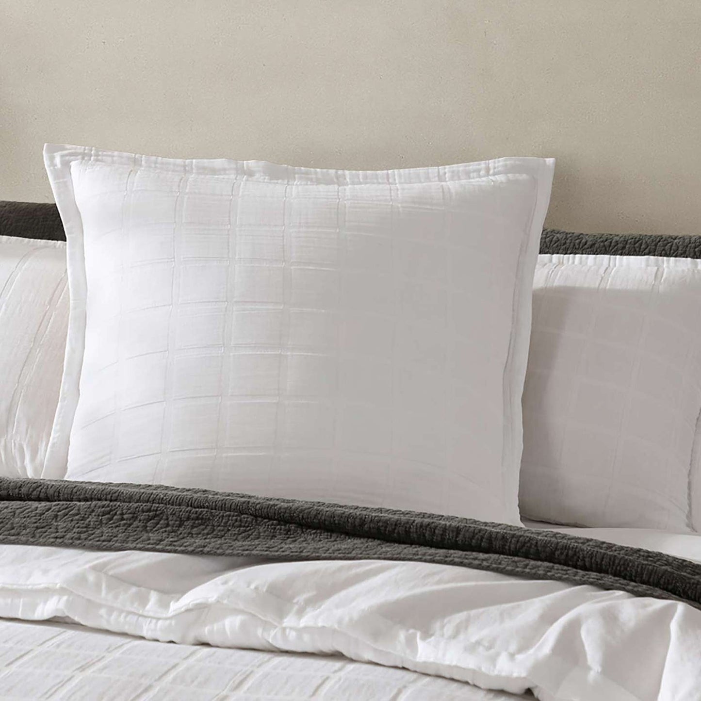 Sierra White European Pillowcase by Logan and Mason Platinum