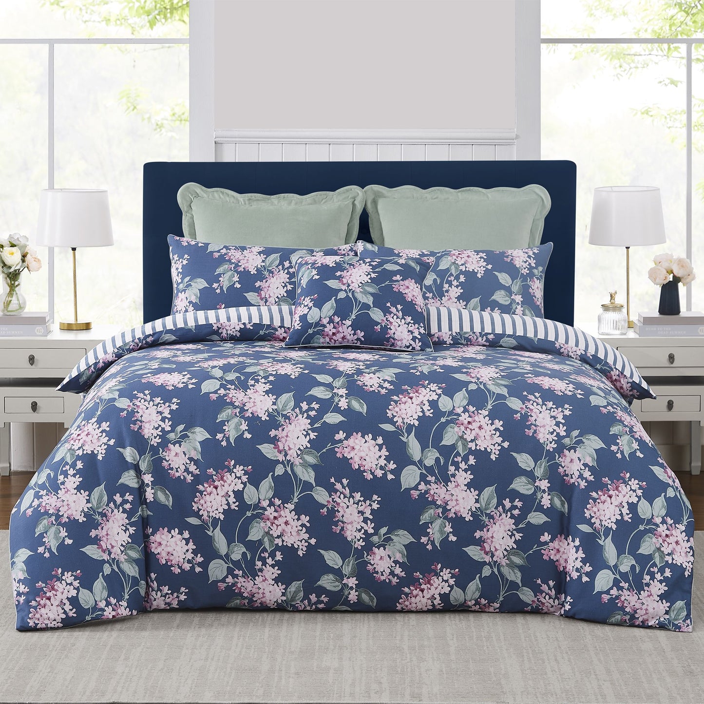 Trailing Vintage Blossom Midnight Blue Quilt Cover Set by Laura Ashley