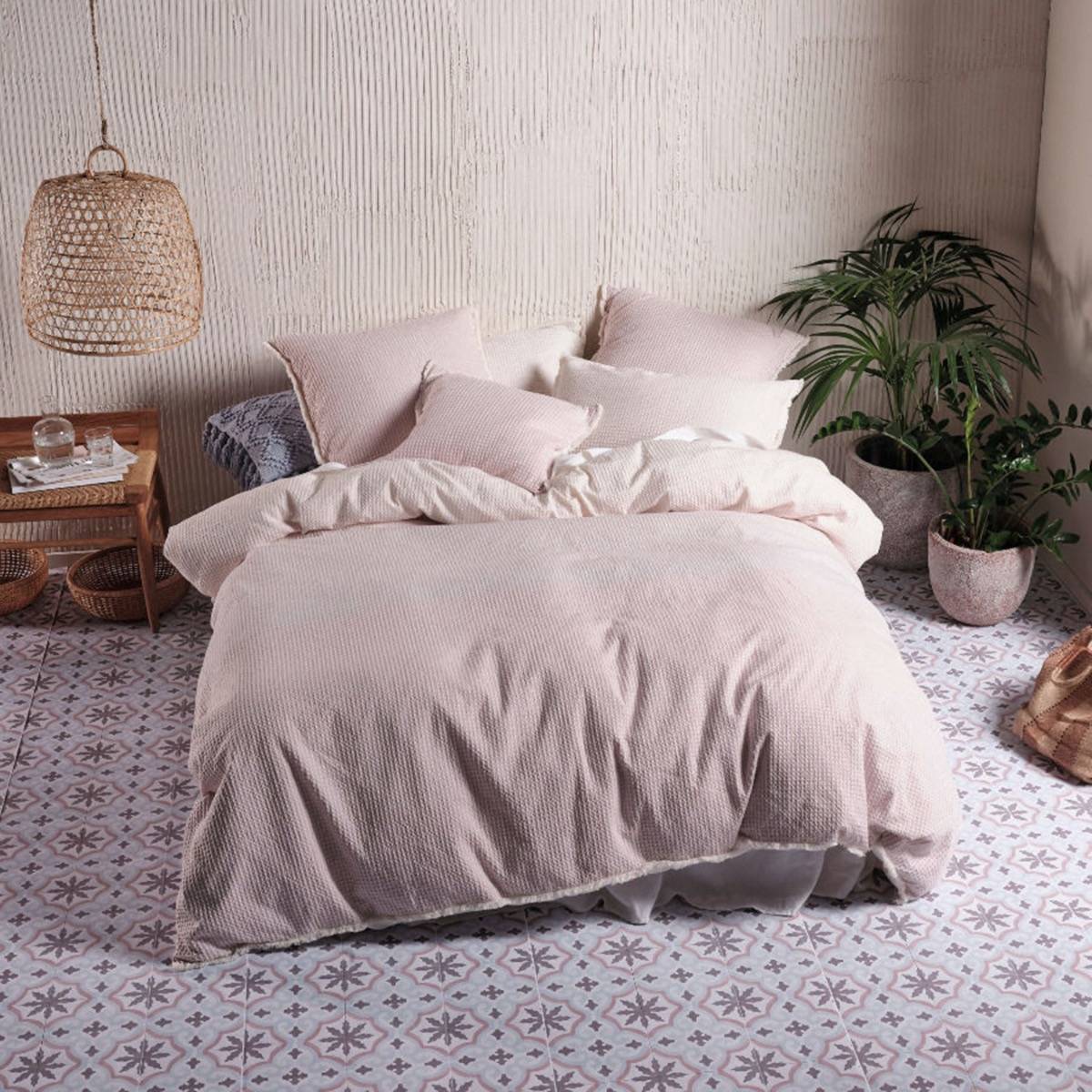 Lagos Blossom Quilt Cover Set by Linen House Quilt Cover World